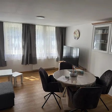 Vierjahreszeiten Sommer Apartment